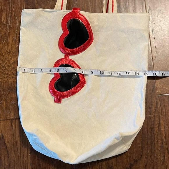 Bath & Body Works Canvas Tote Bag Heart Sunglasses Zip Top Shopper Purse - Picture 6 of 8